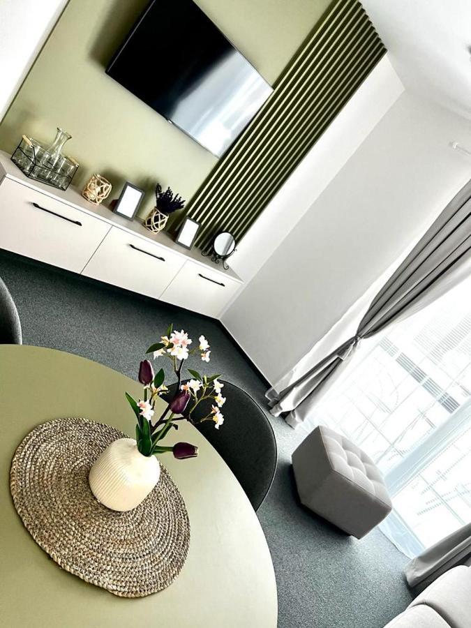 Urban Green Apartment Liptovsky Mikulas Luaran gambar