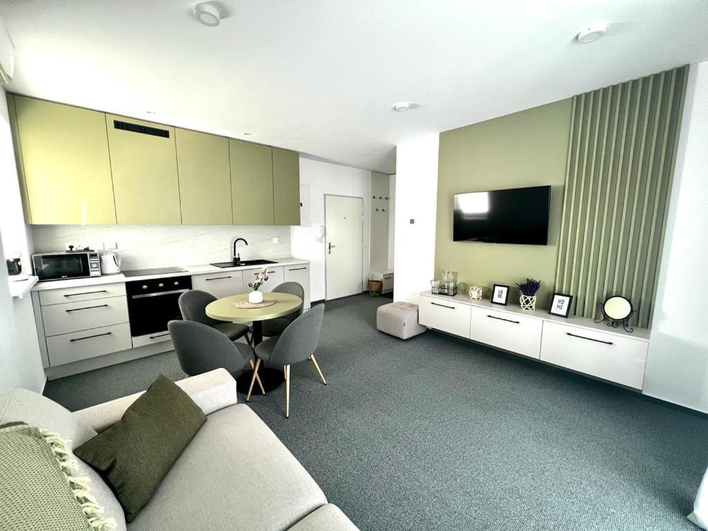 Urban Green Apartment Liptovsky Mikulas Luaran gambar